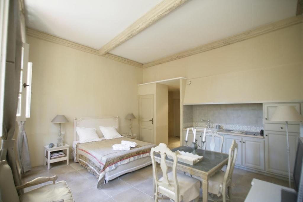 Le Couvent D'Herepian - Hotel & Spa Habitación foto